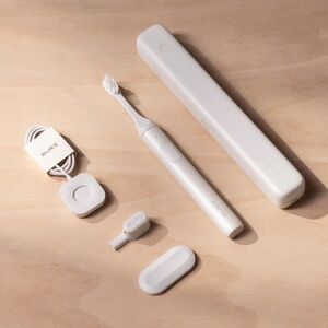 NWT SURI Toothbrush 2.0